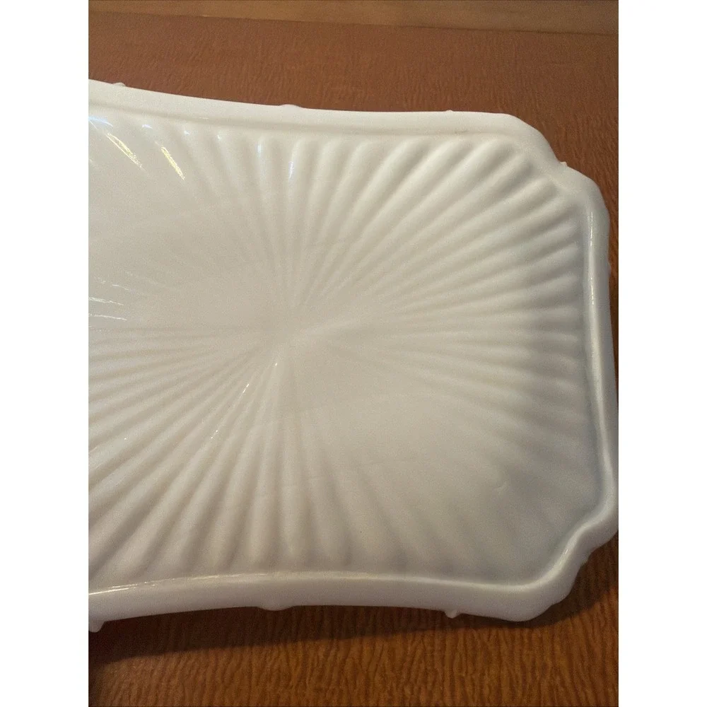 Vintage Milk Glass Soap Dish With Roses  6